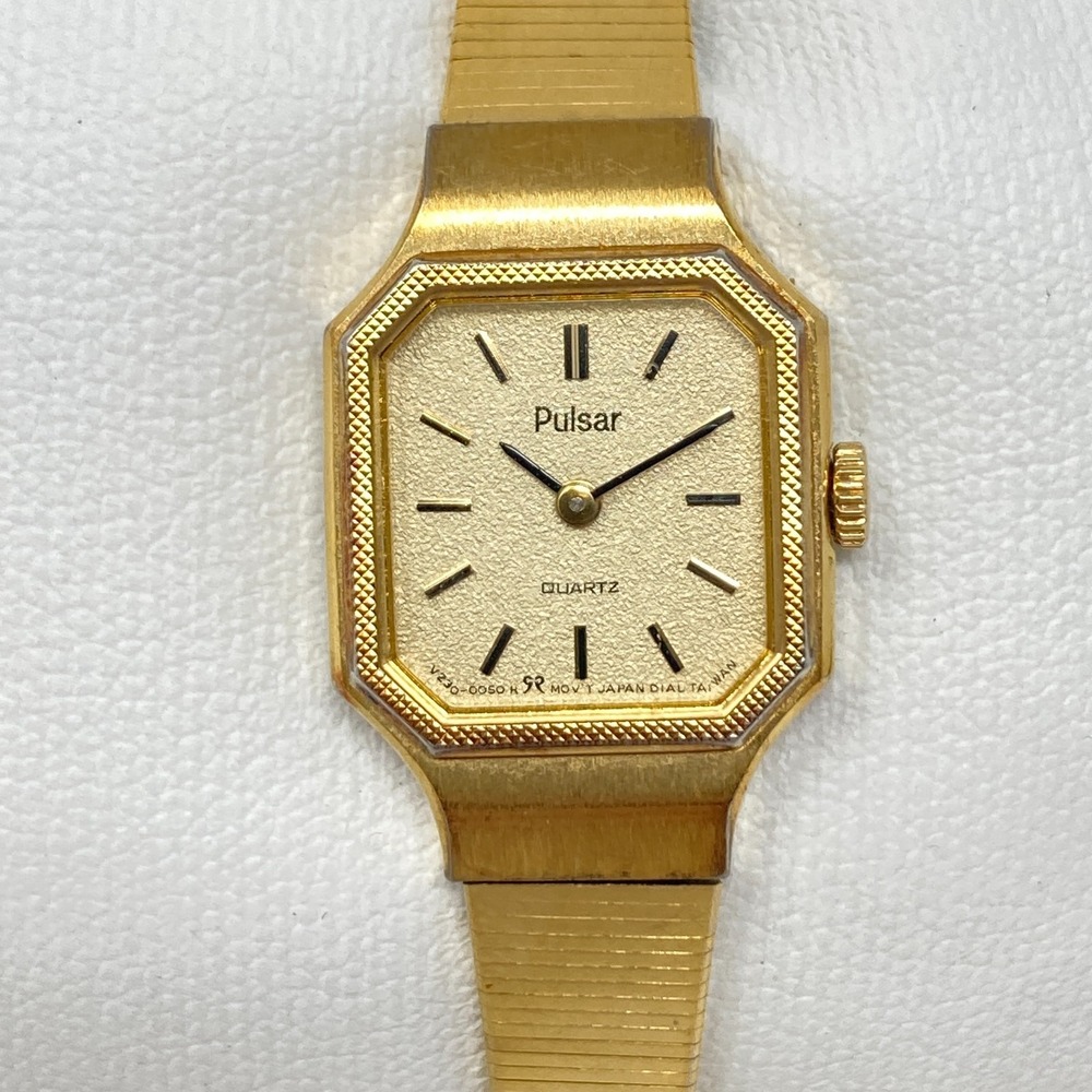Vtg Pulsar Womens Watch 12mm Gold Tone Octagon V232-5050 New Battery SMALL 5.75"